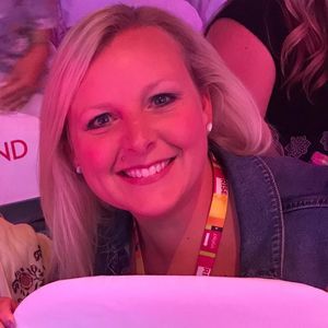 Meet your Posher, Lori